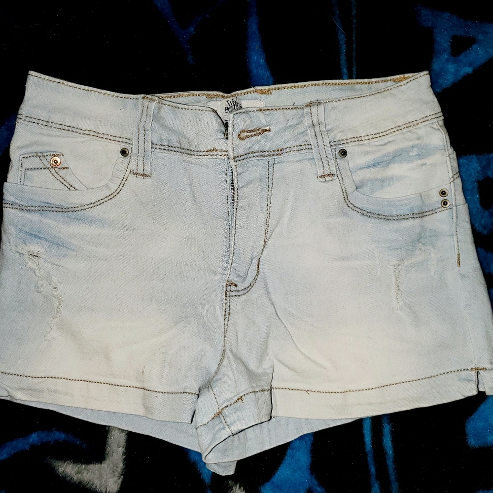 Bundle of 3 shorts